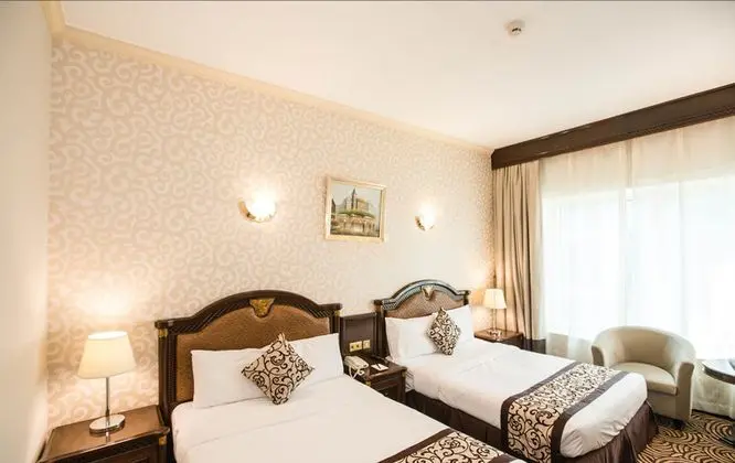 1 Çift Kişilik Veya 2 Tek Kişilik Yatak Deluxe