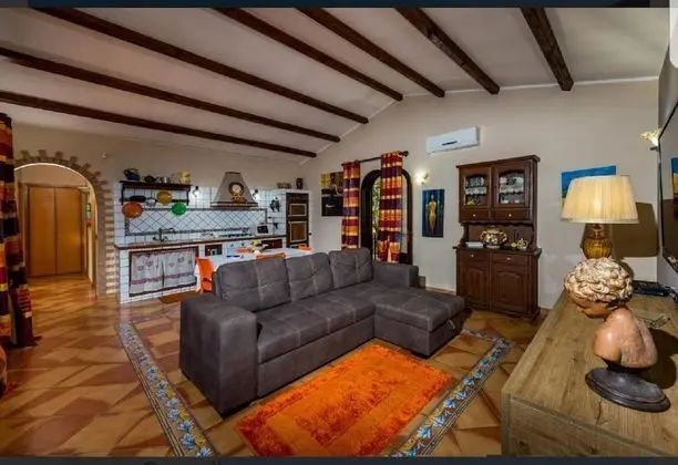 Villa, Sigara İçilebilir