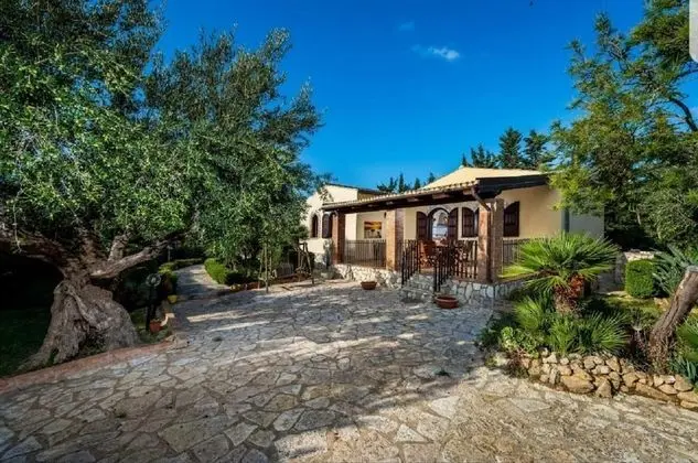 Villa, Sigara İçilebilir