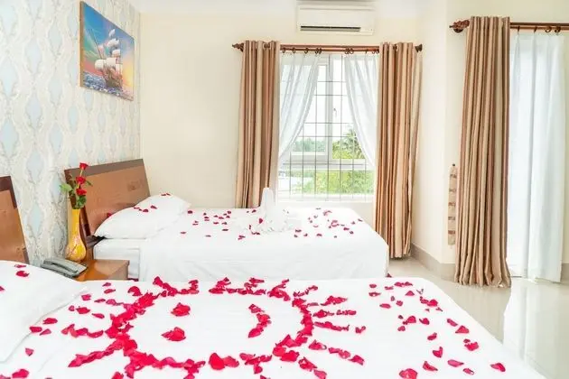 Deluxe Üç Kişilik Oda