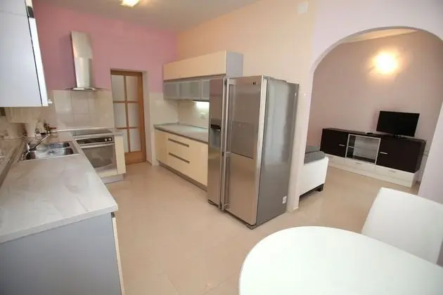 Comfort Apart Daire, 2 Yatak Odası, Teras, Havuz Kenarı