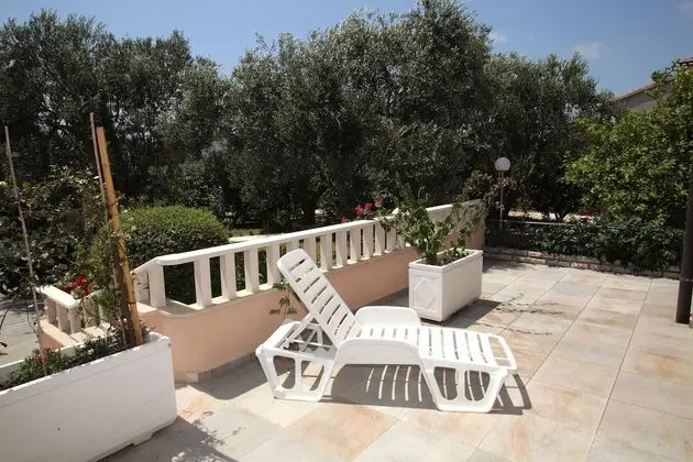 Comfort Apart Daire, 2 Yatak Odası, Teras, Havuz Kenarı