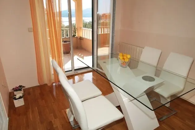 Exclusive Apart Daire, 2 Yatak Odası, Balkon