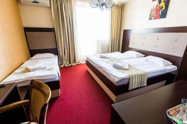 Deluxe Üç Kişilik Oda