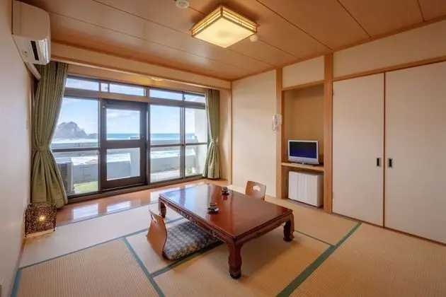 Traditional Oda, Sigara İçilmez, Okyanus Manzaralı (Japanese, 8 Tatami Mats)