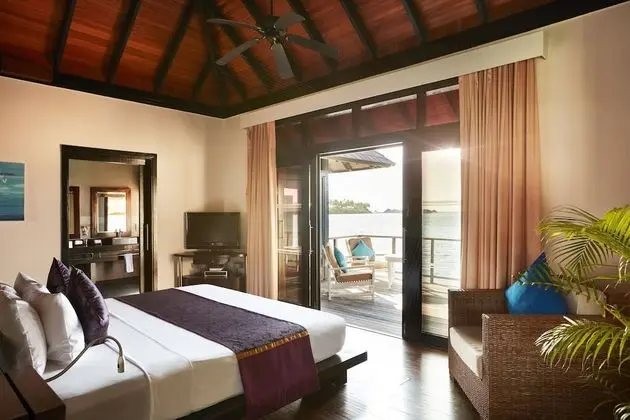 Villa (Water Villa)