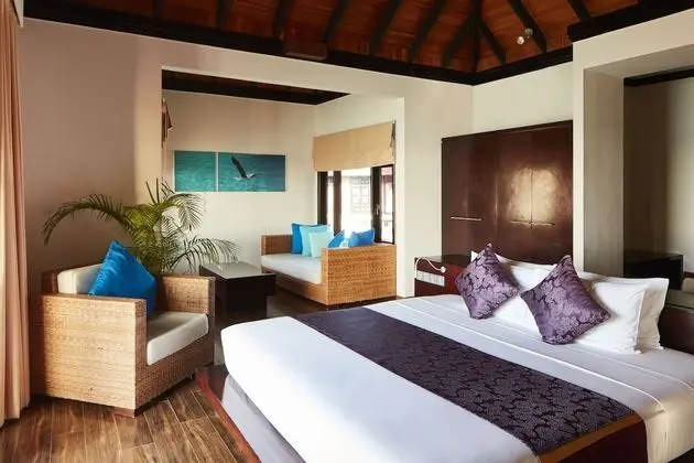 Villa (Water Villa)