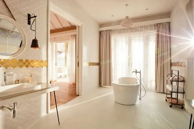 Ocean Suite with Pool