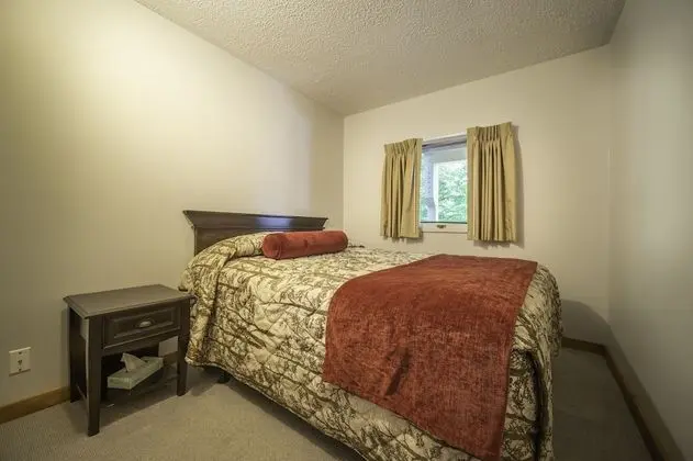 Three Bedroom Condo located at Mountainside Resort