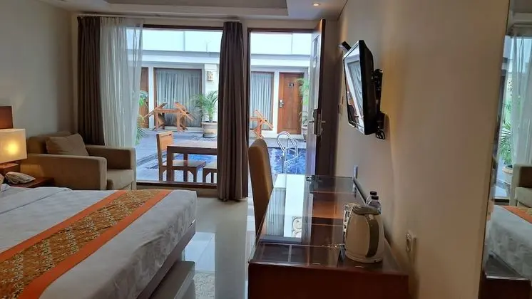 Deluxe Oda, Havuz Kullanımı