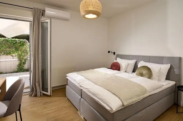 Apart Daire, 2 Yatak Odası, Teras, Zemin Kat