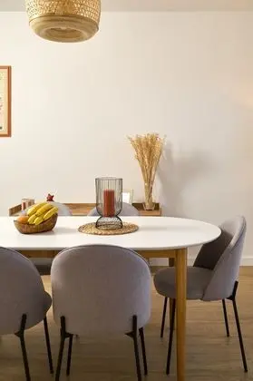 Apart Daire, 2 Yatak Odası, Teras, Zemin Kat