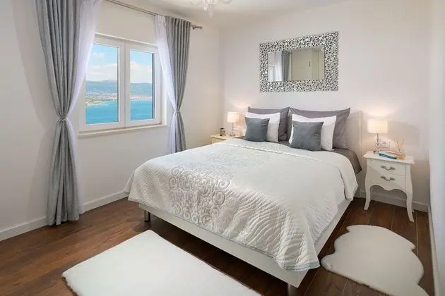 Villa, 3 Yatak Odası, Kişiye Özel Havuzlu, Deniz Manzaralı