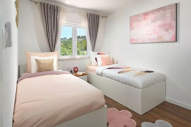 Villa, 3 Yatak Odası, Kişiye Özel Havuzlu, Deniz Manzaralı