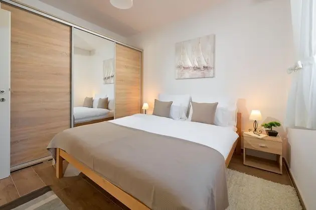 Villa, Havuz Kullanımı, Kısmi Deniz Manzaralı