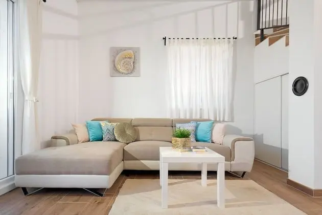 Villa, Havuz Kullanımı, Kısmi Deniz Manzaralı