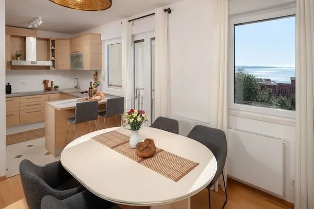 Apart Daire, 2 Yatak Odası, Deniz Manzaralı