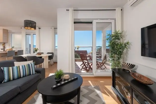 Apart Daire, 2 Yatak Odası, Deniz Manzaralı