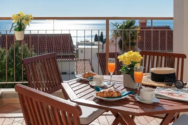 Apart Daire, 2 Yatak Odası, Deniz Manzaralı