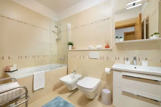 Apart Daire, 3 Yatak Odası, Sıcak Su Havuzu