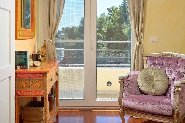 Deluxe Villa