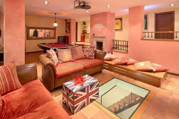 Deluxe Villa