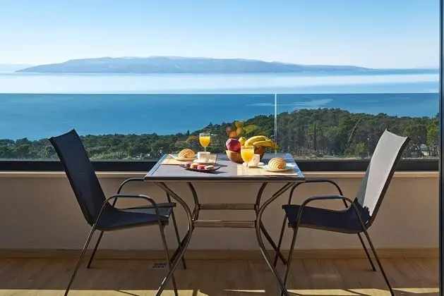 Apart Daire, 1 Yatak Odası, Teras, Zemin Kat
