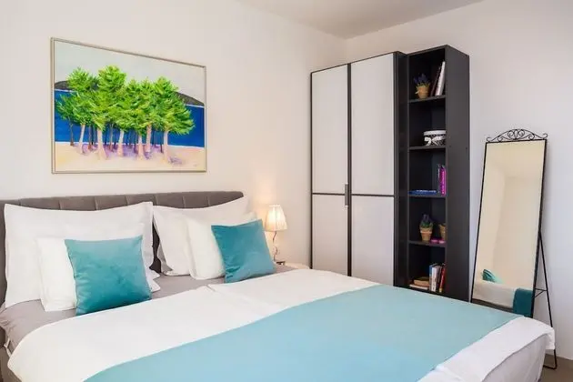 Apart Daire, Deniz Manzaralı