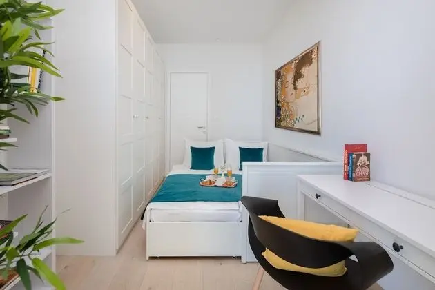 Apart Daire, Deniz Manzaralı