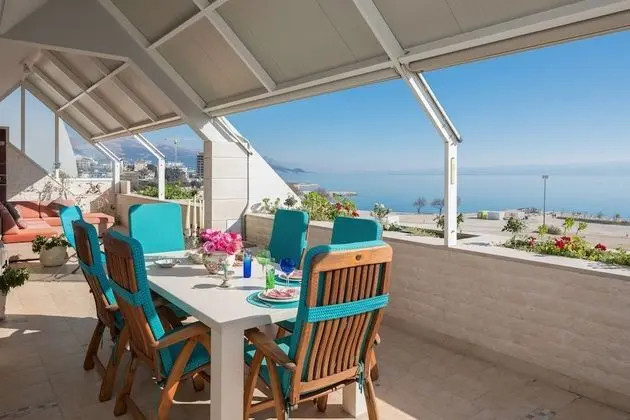 Apart Daire, Deniz Manzaralı