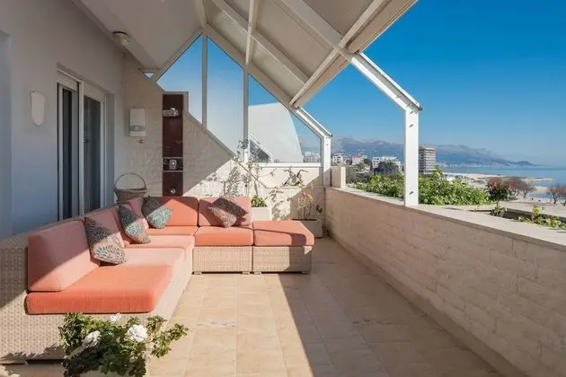 Apart Daire, Deniz Manzaralı