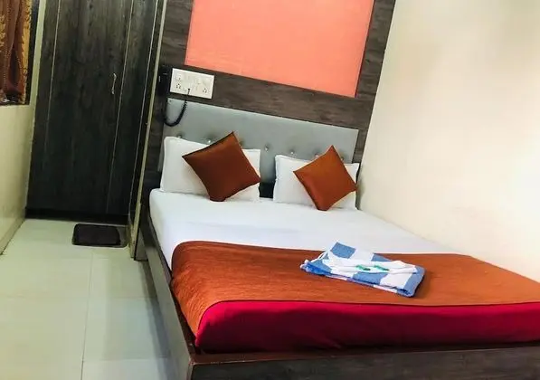 Deluxe Tek Büyük Yataklı Oda, Ortak Banyo