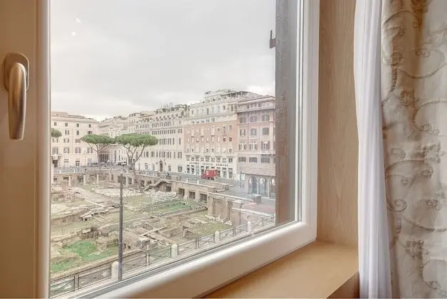 Superior Oda, Şehir Manzaralı