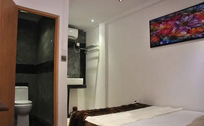 Tek Büyük Yataklı Oda (with AC)