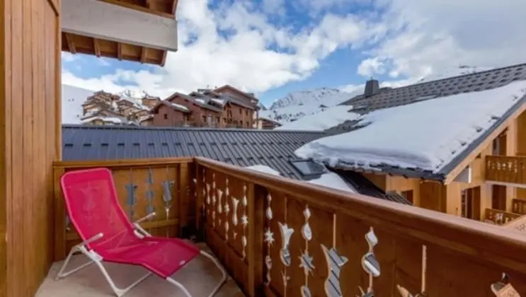 Apart Daire, 6 Yatak Odası