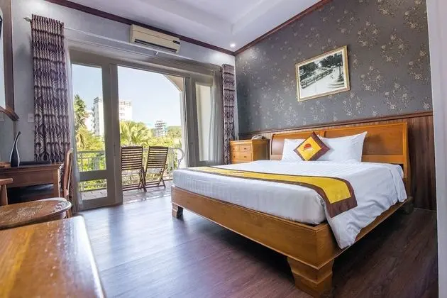 Deluxe Tek Büyük Yataklı Oda