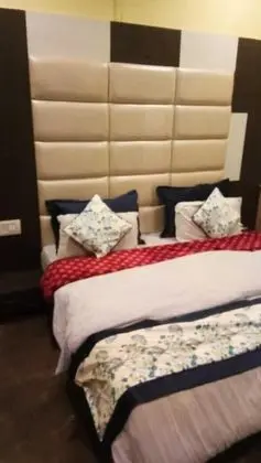 Executive Tek Büyük Yataklı Oda