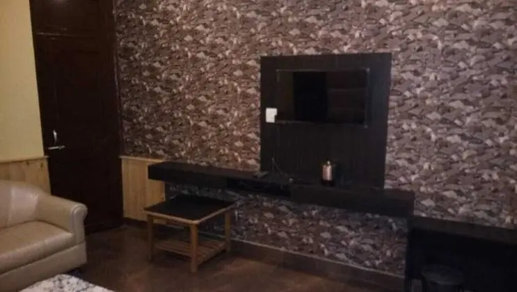 Executive Tek Büyük Yataklı Oda