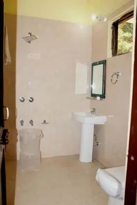 Luxury Tek Büyük Yataklı Oda