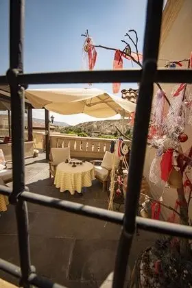 Honeymoon Oda, 1 Büyük (Queen) Boy Yatak, Balkon, Dağ Manzaralı