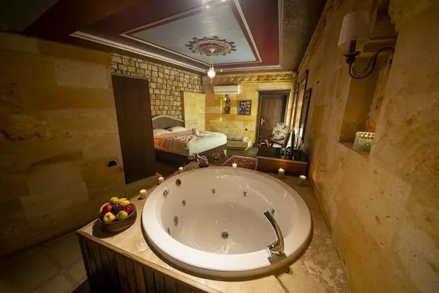 Honeymoon Oda, 1 Büyük (Queen) Boy Yatak, Balkon, Dağ Manzaralı