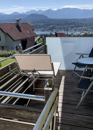 Tek Büyük veya İki Ayrı Yataklı Oda (incl. cleaning fee EUR 25, city tax 2)