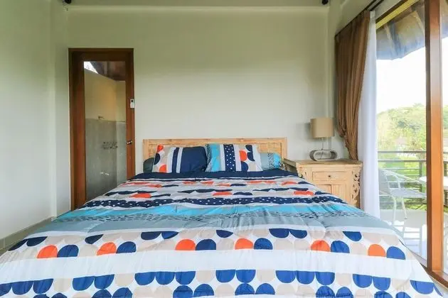 Deluxe Tek Büyük Yataklı Oda (Tropical)