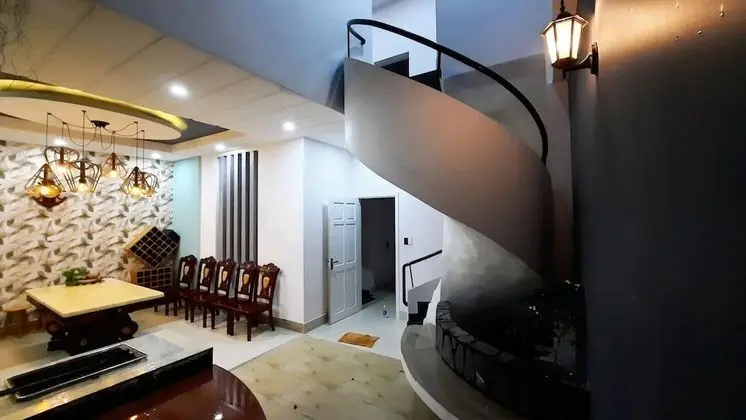 Villa, 5 Yatak Odası, Balkon
