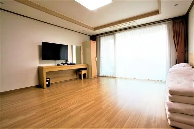 Traditional Oda (Deluxe, Ocean View)