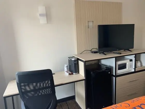 Classic Tek Büyük Yataklı Oda