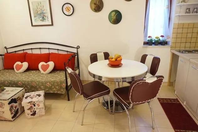 Family Apart Daire, 1 Yatak Odası, Mutfak, Zemin Kat