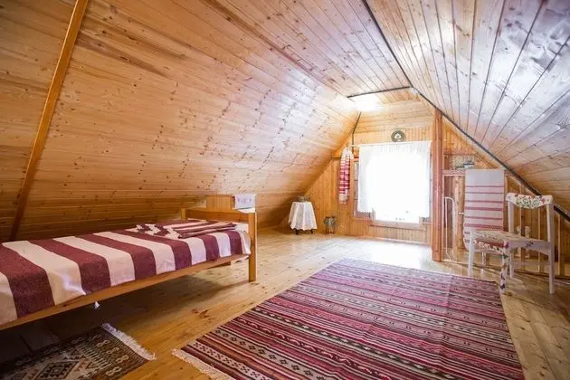 Traditional Kır Evi, Veranda, Zemin Kat