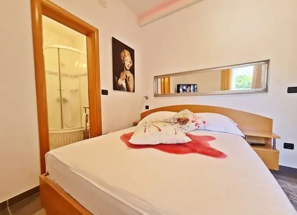Economy Tek Büyük Yataklı Oda, Balkon