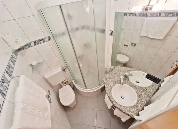 Economy Tek Büyük Yataklı Oda, Balkon